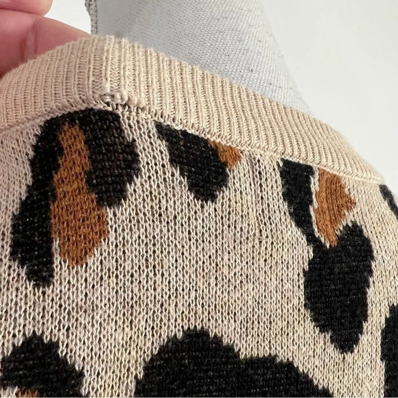 A New Day Leopard Pattern Knit Top Large Beige Black Long Sleeve Round Neck Work - Picture 8 of 9